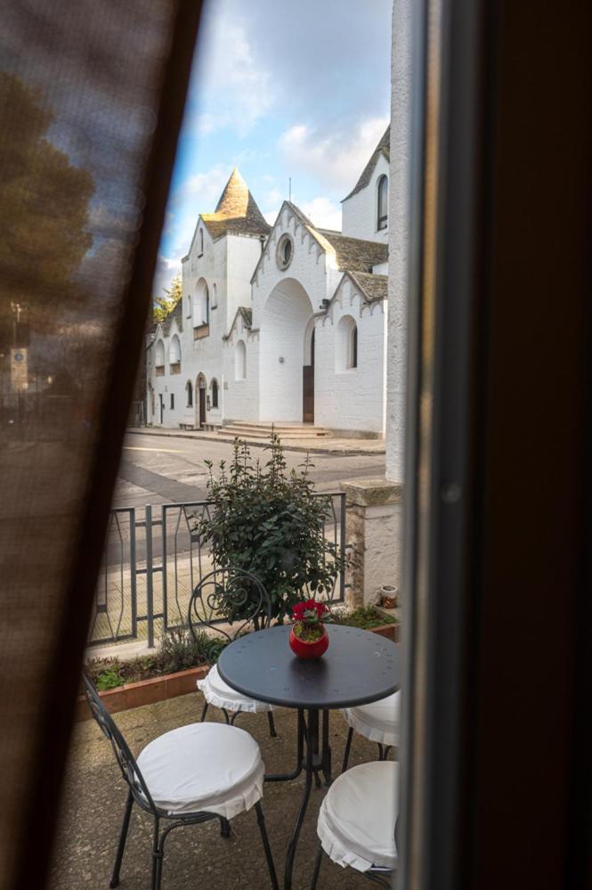 Dea Luxury Casa Vacanze- Zona Chiesa A Trullo - Alberobello Luaran gambar