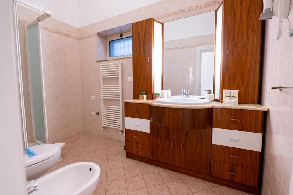 Dea Luxury Casa Vacanze- Zona Chiesa A Trullo - Alberobello Luaran gambar